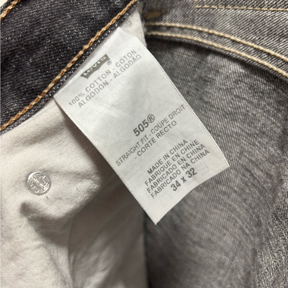 Levi 505 Straight Cut Jeans - Picture 4 of 5